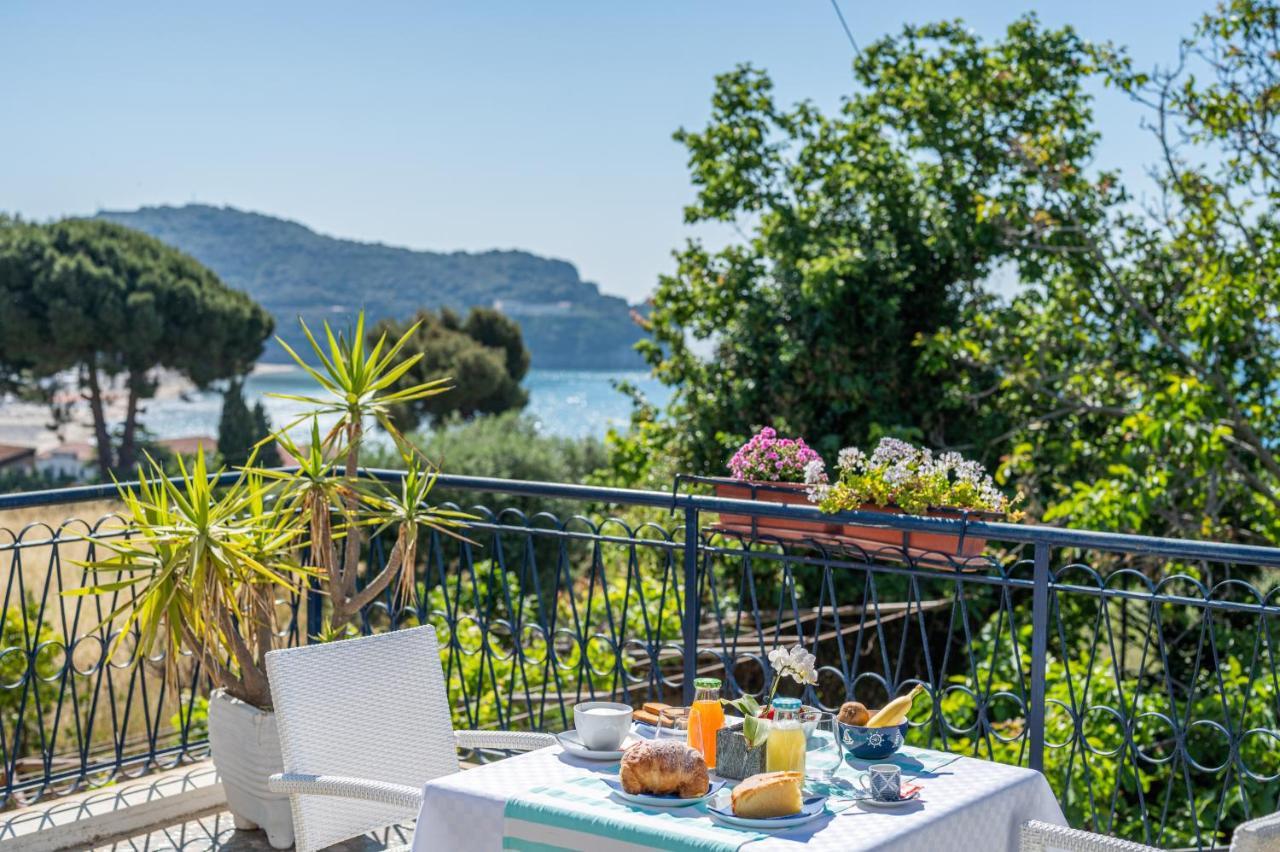 Gli Archi Sul Mare Bed & Breakfast Гаета Екстериор снимка