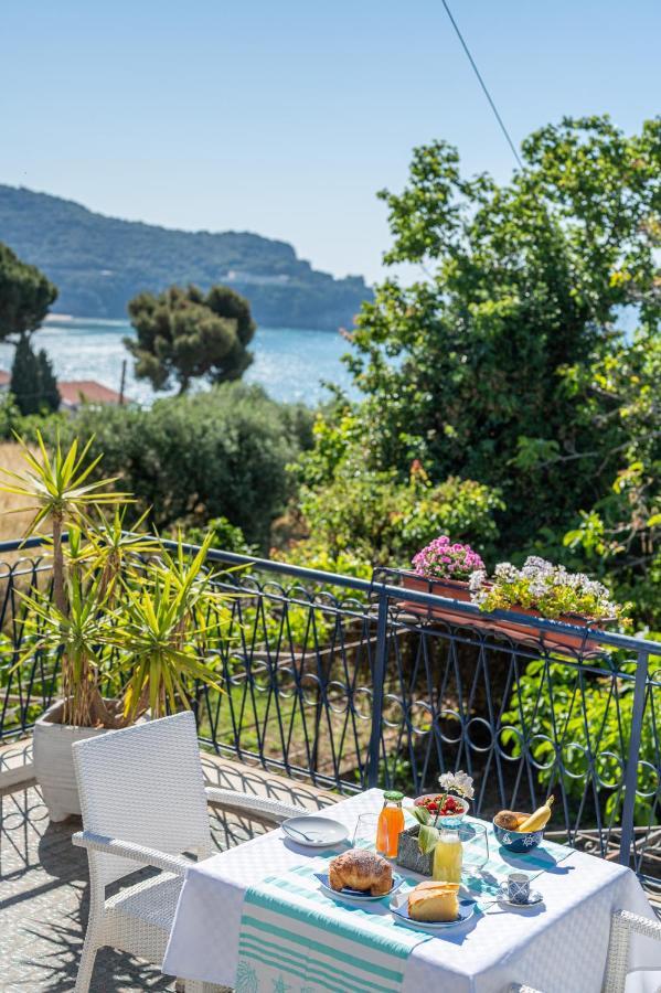Gli Archi Sul Mare Bed & Breakfast Гаета Екстериор снимка
