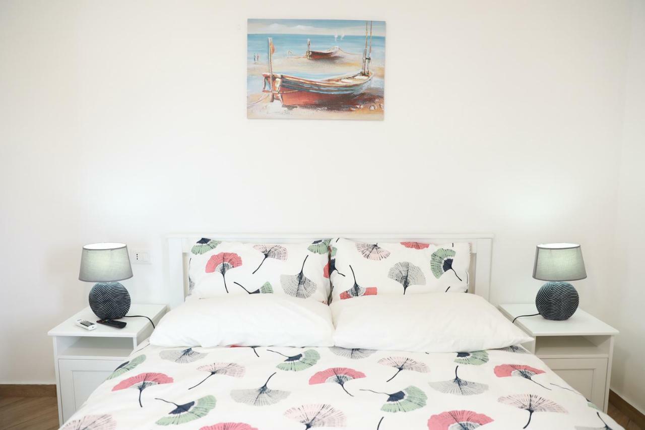 Gli Archi Sul Mare Bed & Breakfast Гаета Екстериор снимка