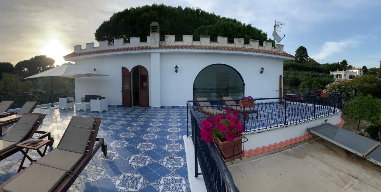 Gli Archi Sul Mare Bed & Breakfast Гаета Екстериор снимка