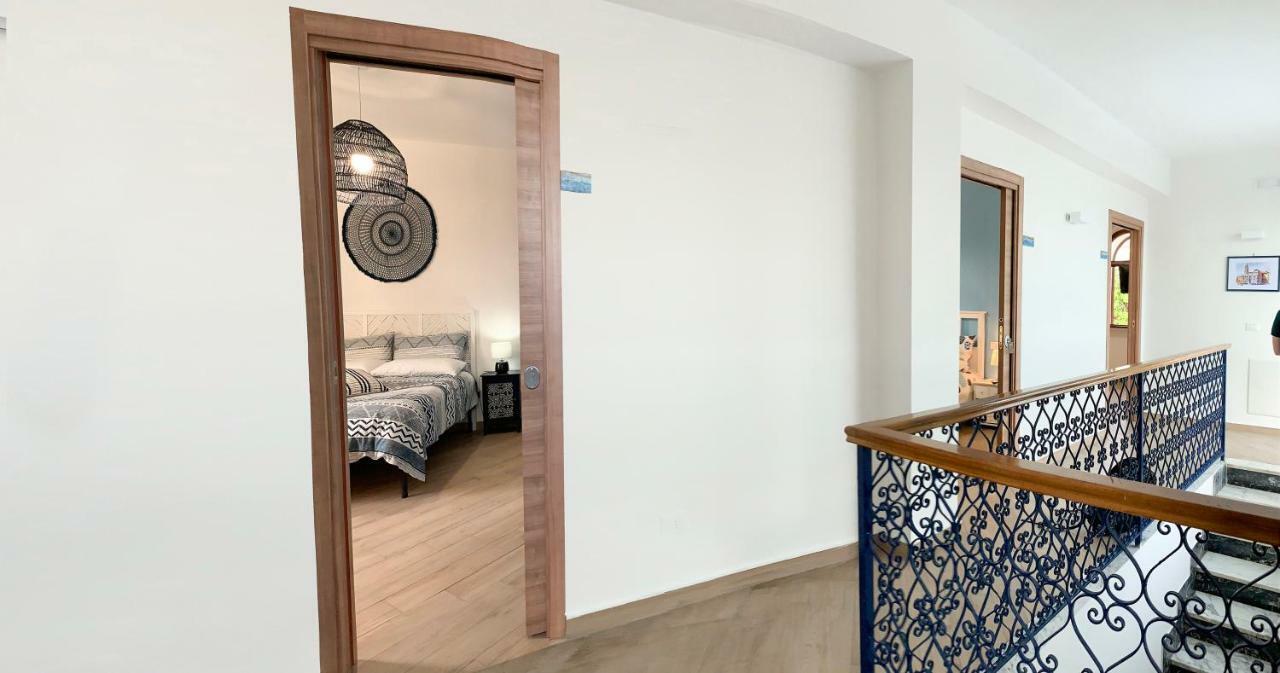 Gli Archi Sul Mare Bed & Breakfast Гаета Екстериор снимка