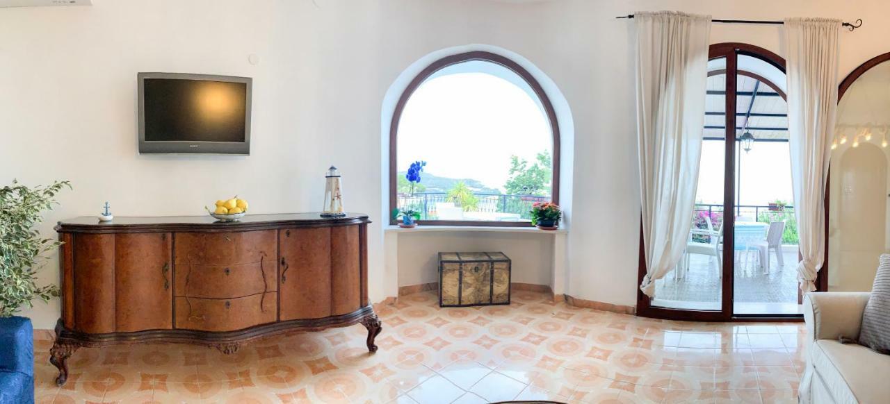 Gli Archi Sul Mare Bed & Breakfast Гаета Екстериор снимка